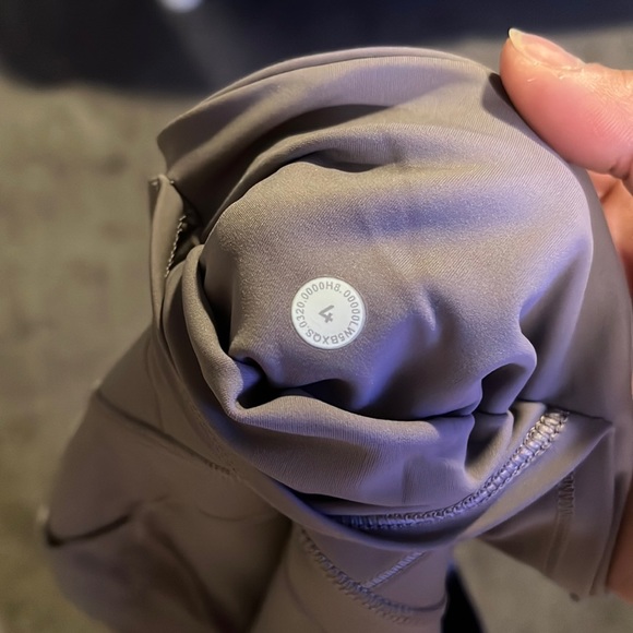 Lululemon Fast and Free Leggings - Picture 1 of 4